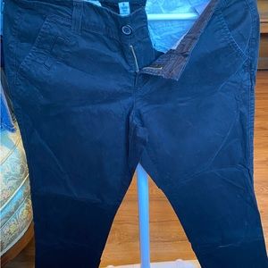 Old Navy black jeans, like new, size 6, button and zip front